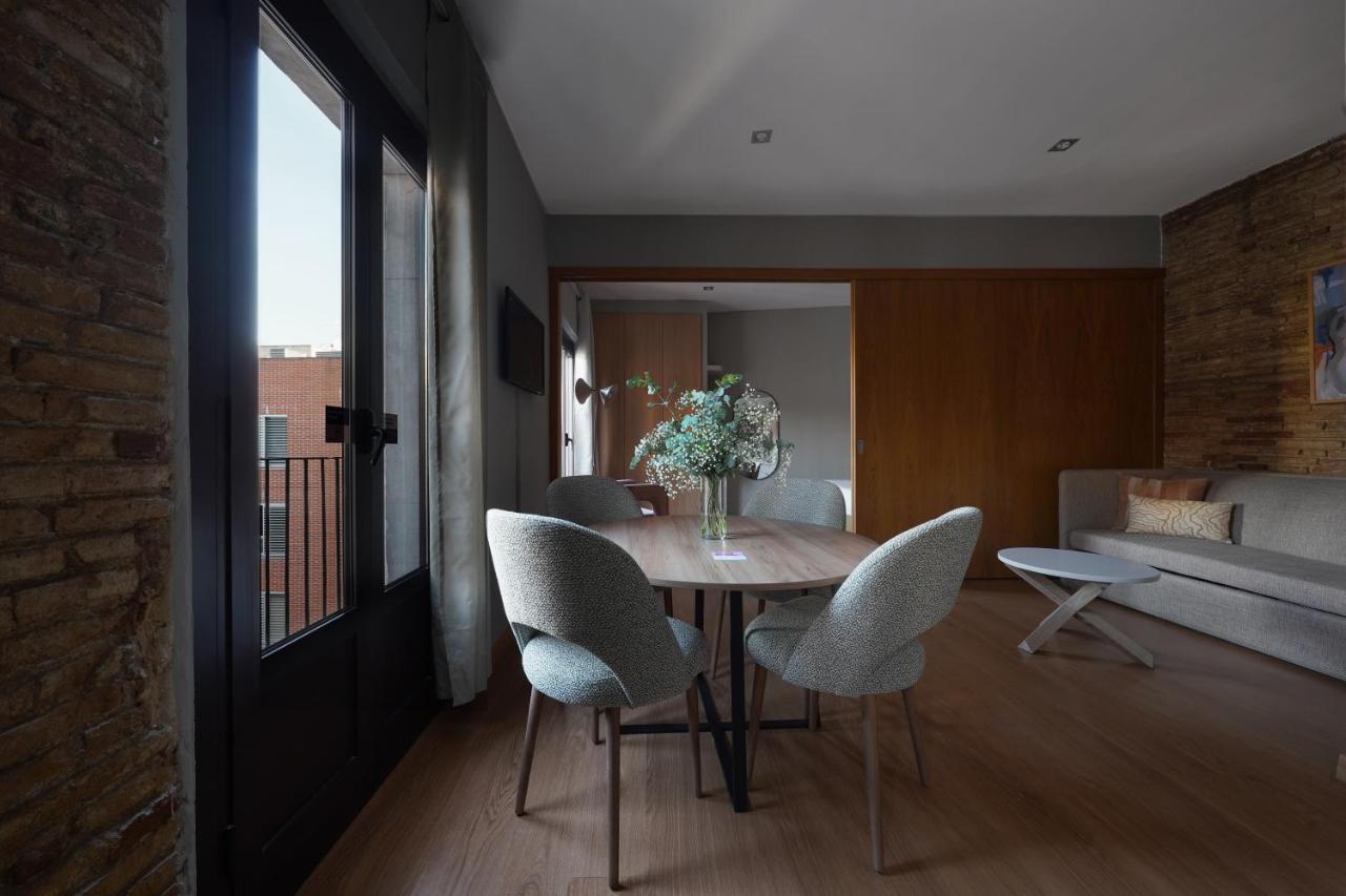 Numa Barcelona Lustre Apartment ภายนอก รูปภาพ