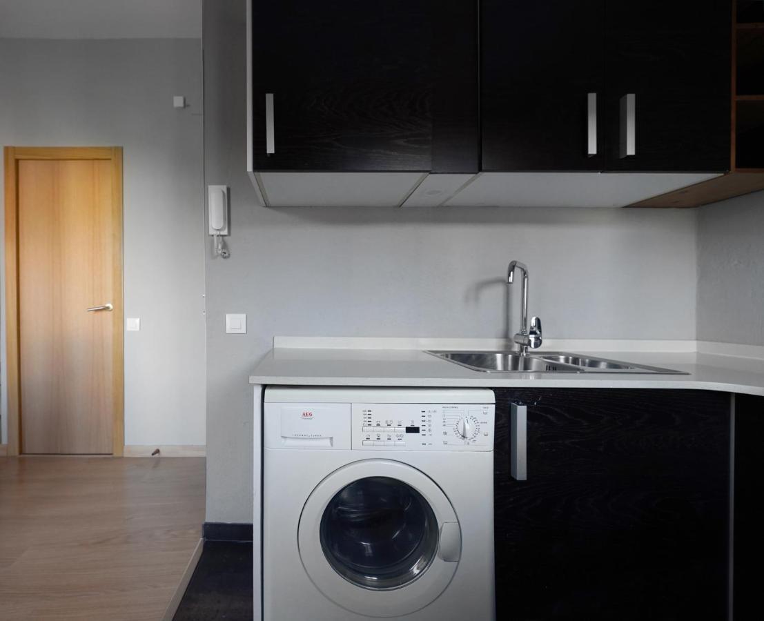 Numa Barcelona Lustre Apartment ภายนอก รูปภาพ